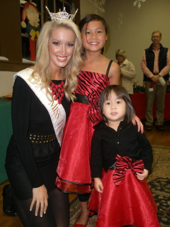 Kasen and Kariswith Miss Tennessee